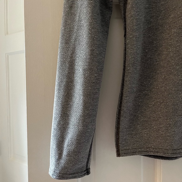 Patagonia Women’s Capilene® Midweight Zip-Neck, X-Small, Gray - Picture 5 of 11